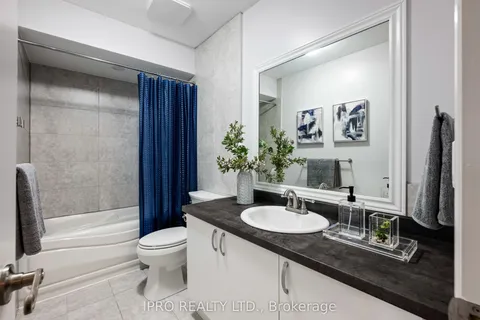 305 Marshall Crescent, ON L9W 4Y5