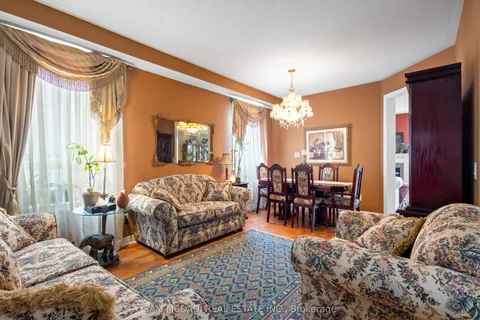 4769 Glasshill Grove, ON L5M 7R6