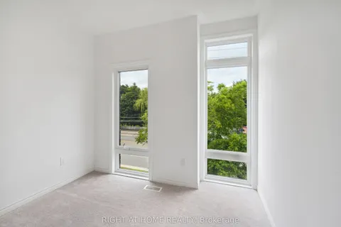 2495 Littlefield Crescent, ON L6M 5L9