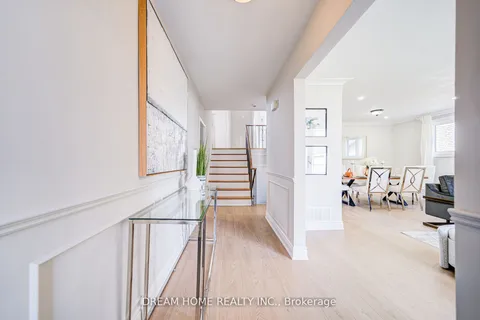 1323 Shamir Crescent, ON L5C 1L2