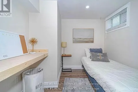 84 Simmons Boulevard, ON L6V 3V6