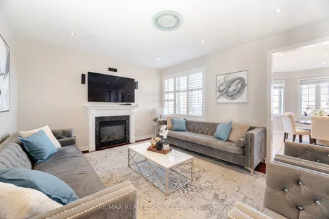 9 Watchman Road, ON L6P 2E9