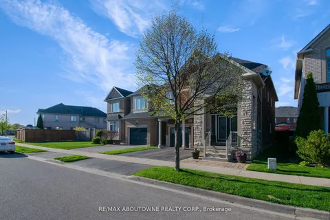 3265 Sharp Road, ON L7M 0J4