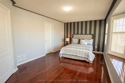 9 Binnery Drive, ON L6P 1A3