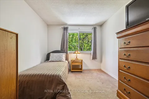 595 Holly Avenue, ON L9T 4L9