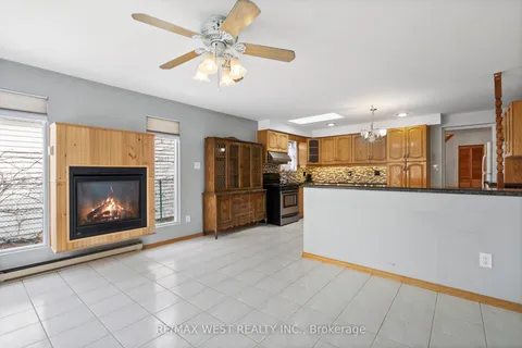 102 Eileen Avenue, ON M6N 1V4