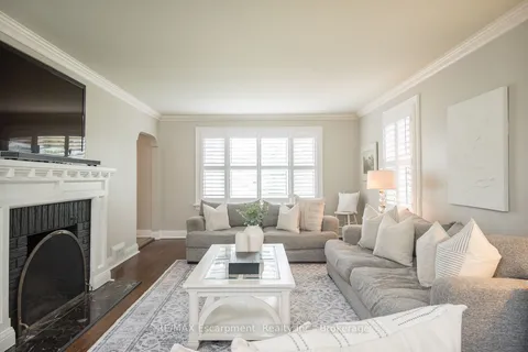 124 Lydia Avenue, ON L9T 2H1