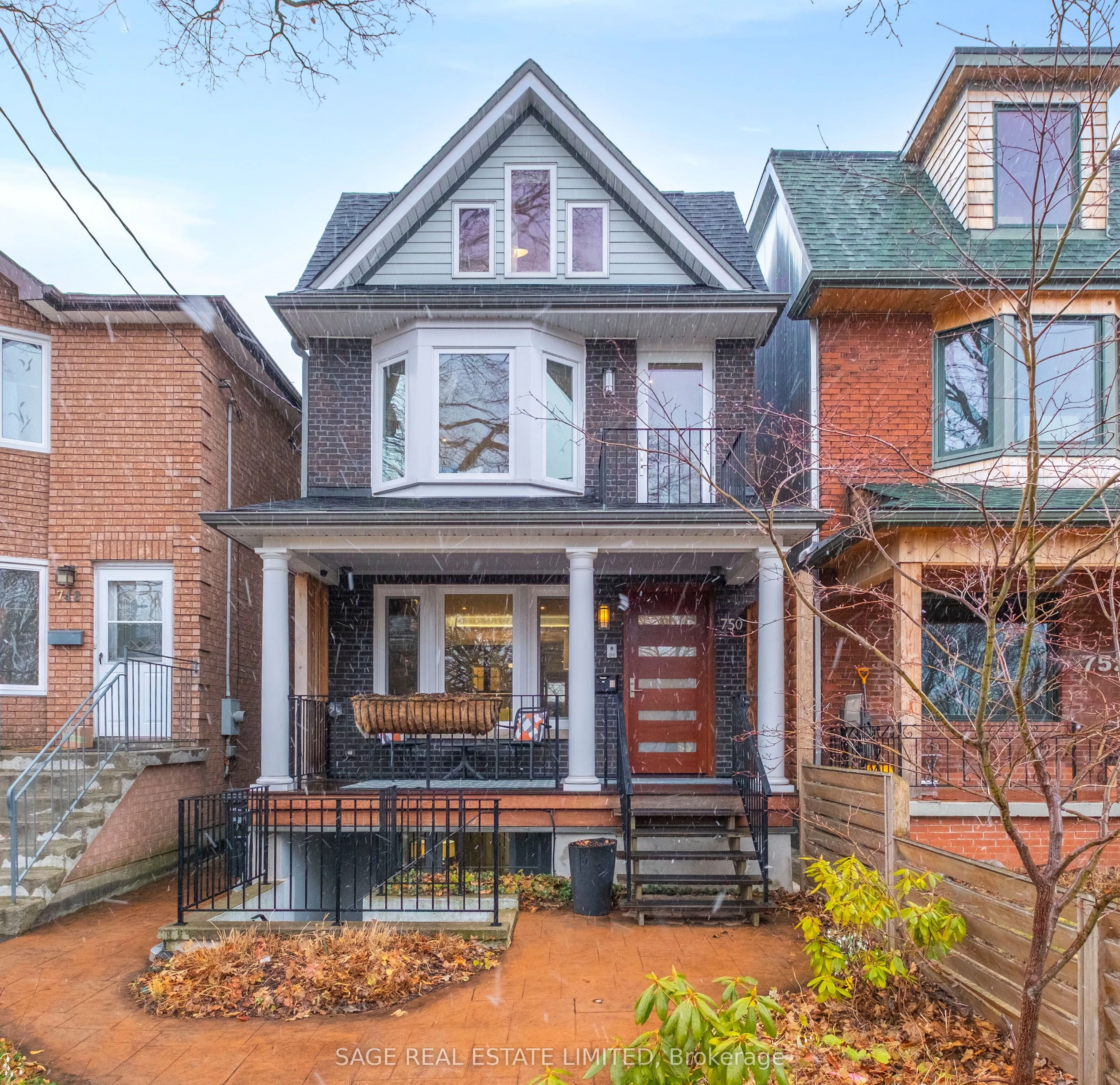 750 Crawford Street, ON M6G 3K3