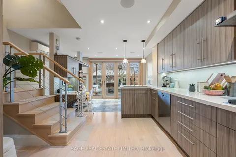 750 Crawford Street, ON M6G 3K3