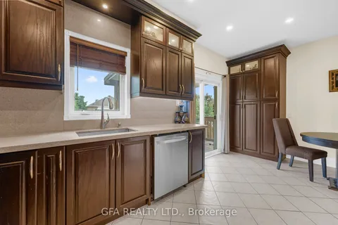 7349 Zinnia Place, ON L5W 1K6