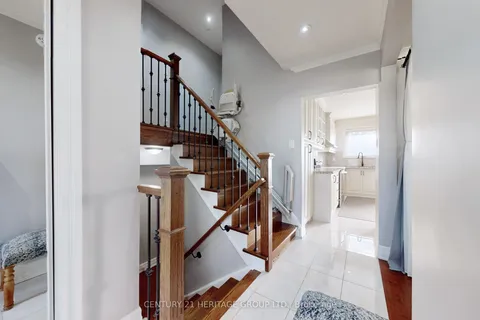 16 Marblehead Road, ON M9R 3B6