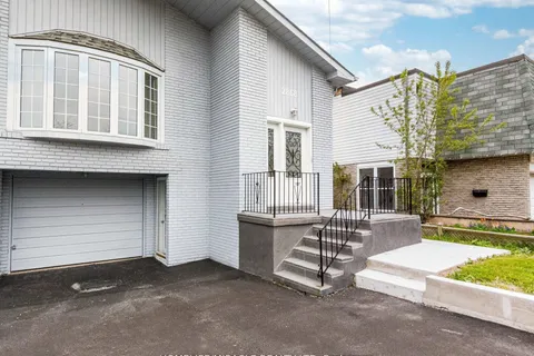 2868 Windjammer Road, ON L5L 1T7