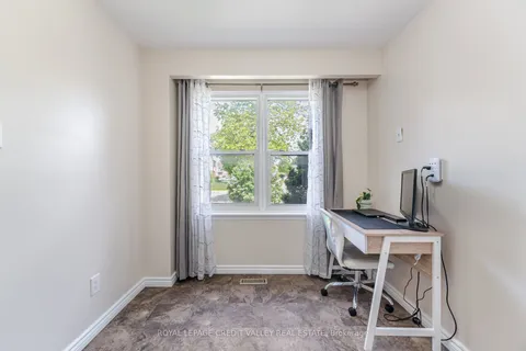 76 Majestic Crescent, ON L6S 3N2