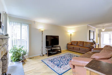 3281 FOLKWAY Drive, ON L7M 3J2