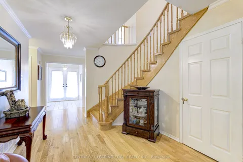 3281 FOLKWAY Drive, ON L7M 3J2