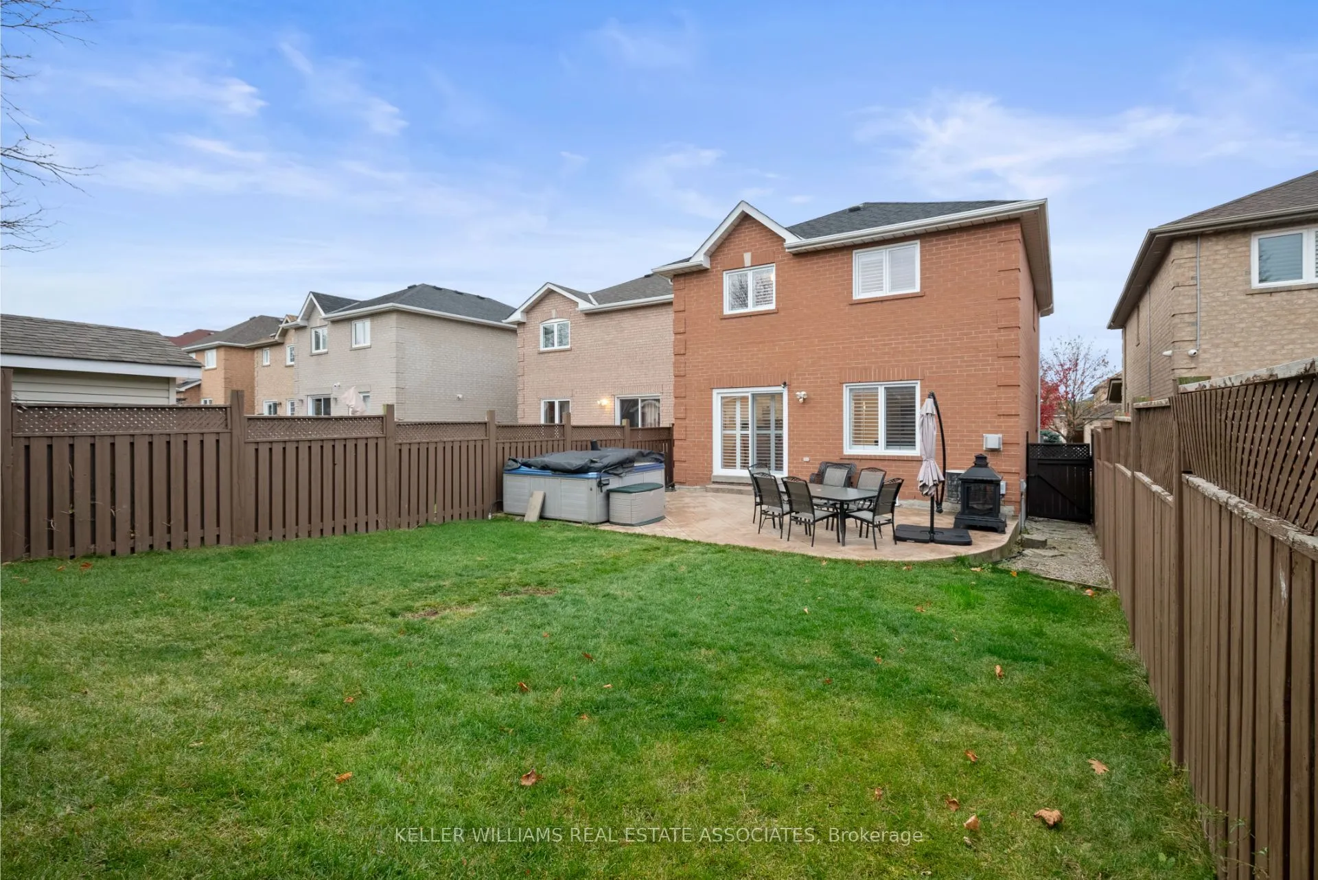 6411 Seaver Road, ON L5V 2J2