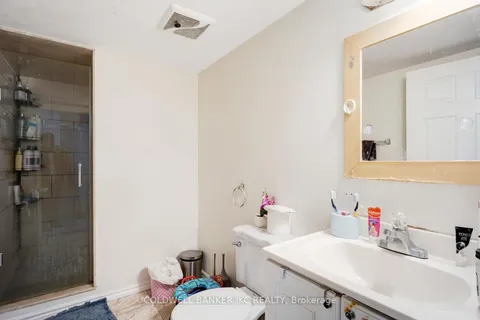 25 Hollowgrove Boulevard, ON L6P 1B1