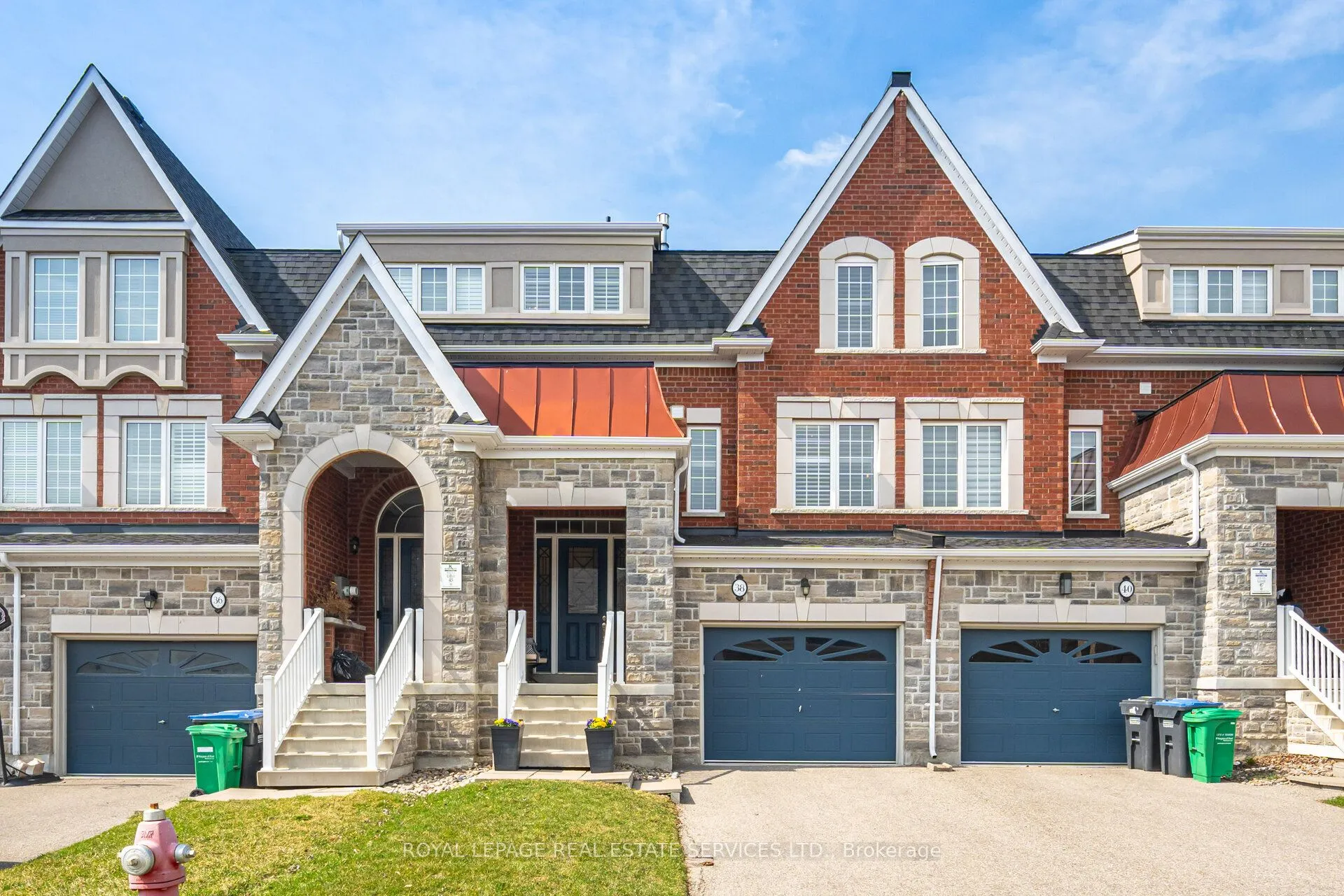 38 Meadowcreek Road, ON L7C 4A1