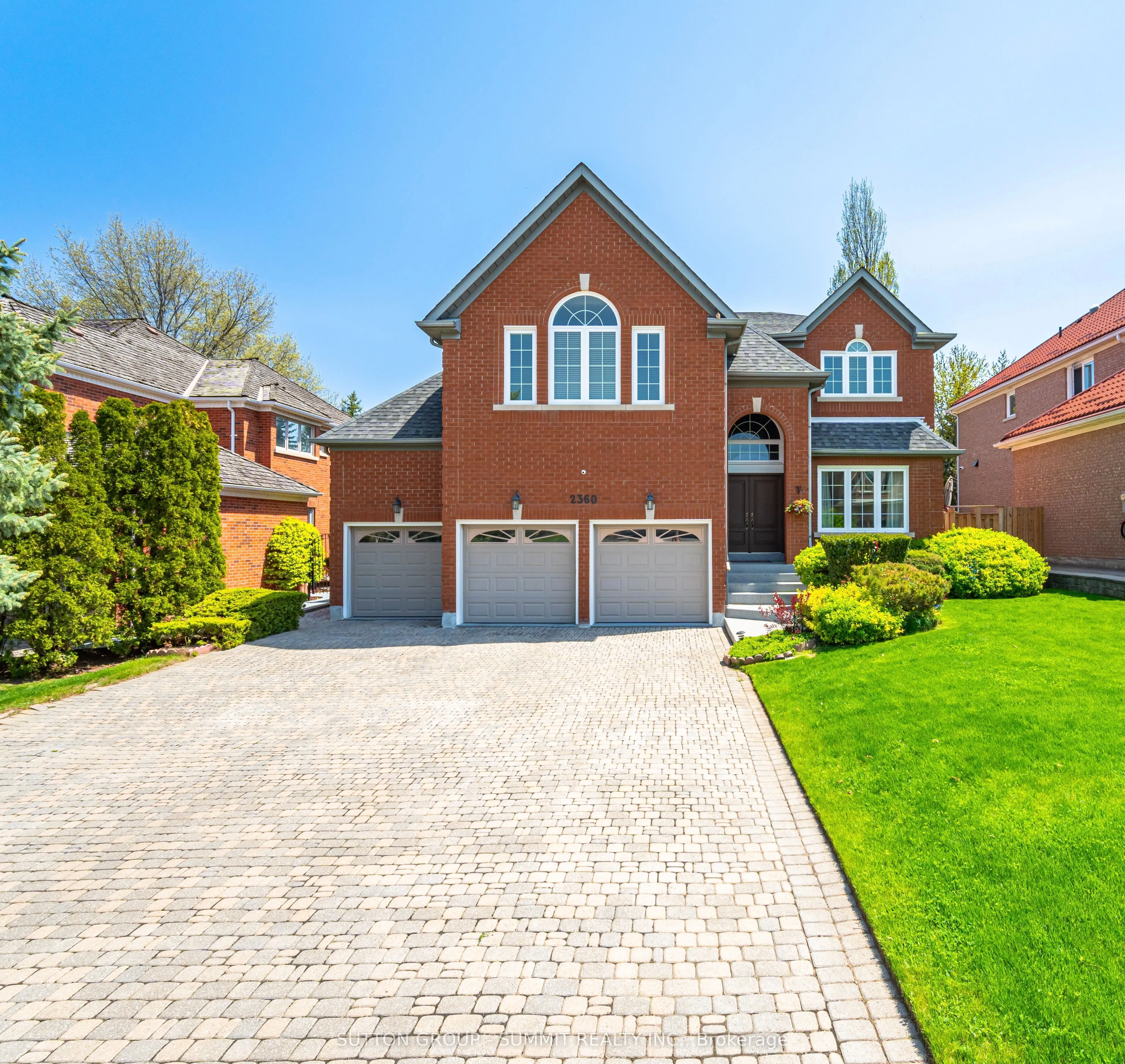 2360 Silverwood Drive, ON L5M 5B3