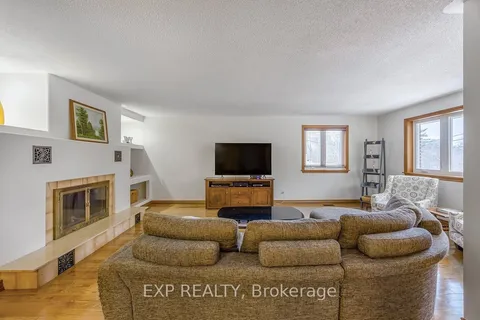 63 Riverside Drive, ON M9L 1J2