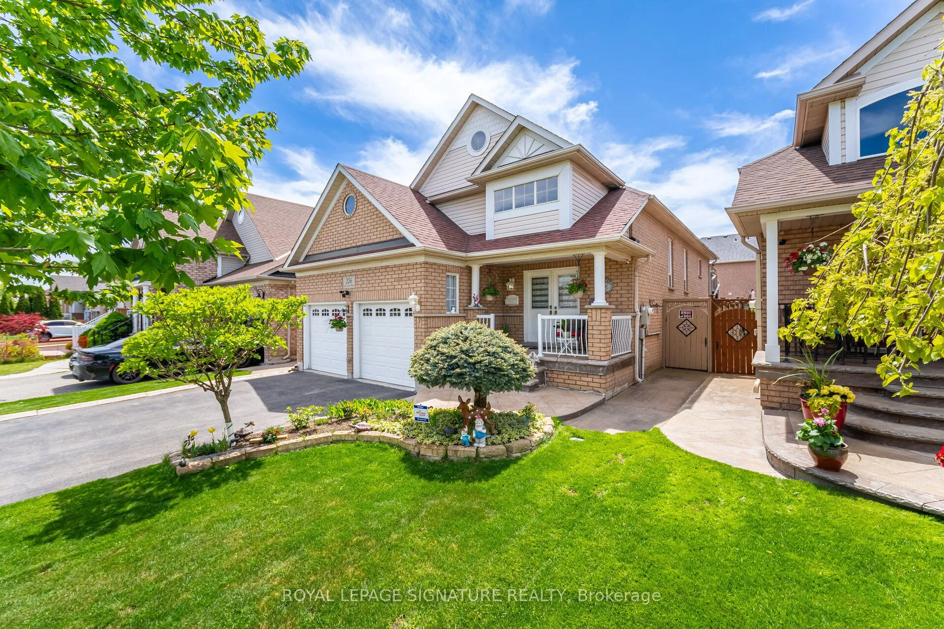 206 Van Scott Drive, Brampton, ON L7A 1V9
