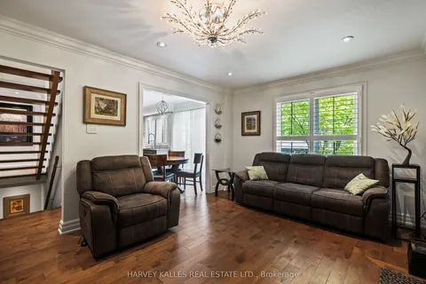 1268 Cermel Drive, ON L5H 3V4