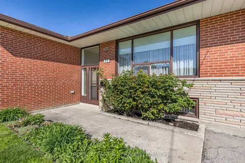 26 Ludstone Drive, ON M9R 2H9