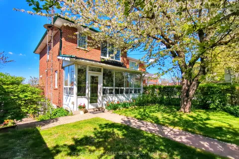 362 Silverthorn Avenue, ON M6M 3G8