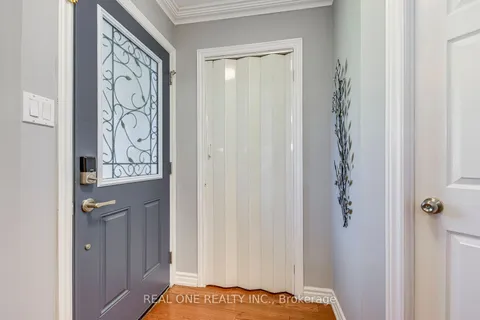 3362 Fenwick Crescent, Mississauga, ON L5L 5N4