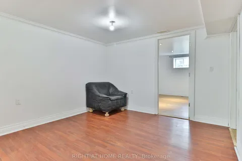 14 Midden Crescent, Toronto, ON M9R 3L8