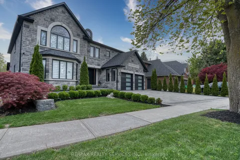 21 Inder Heights Drive, ON L6Z 3M7