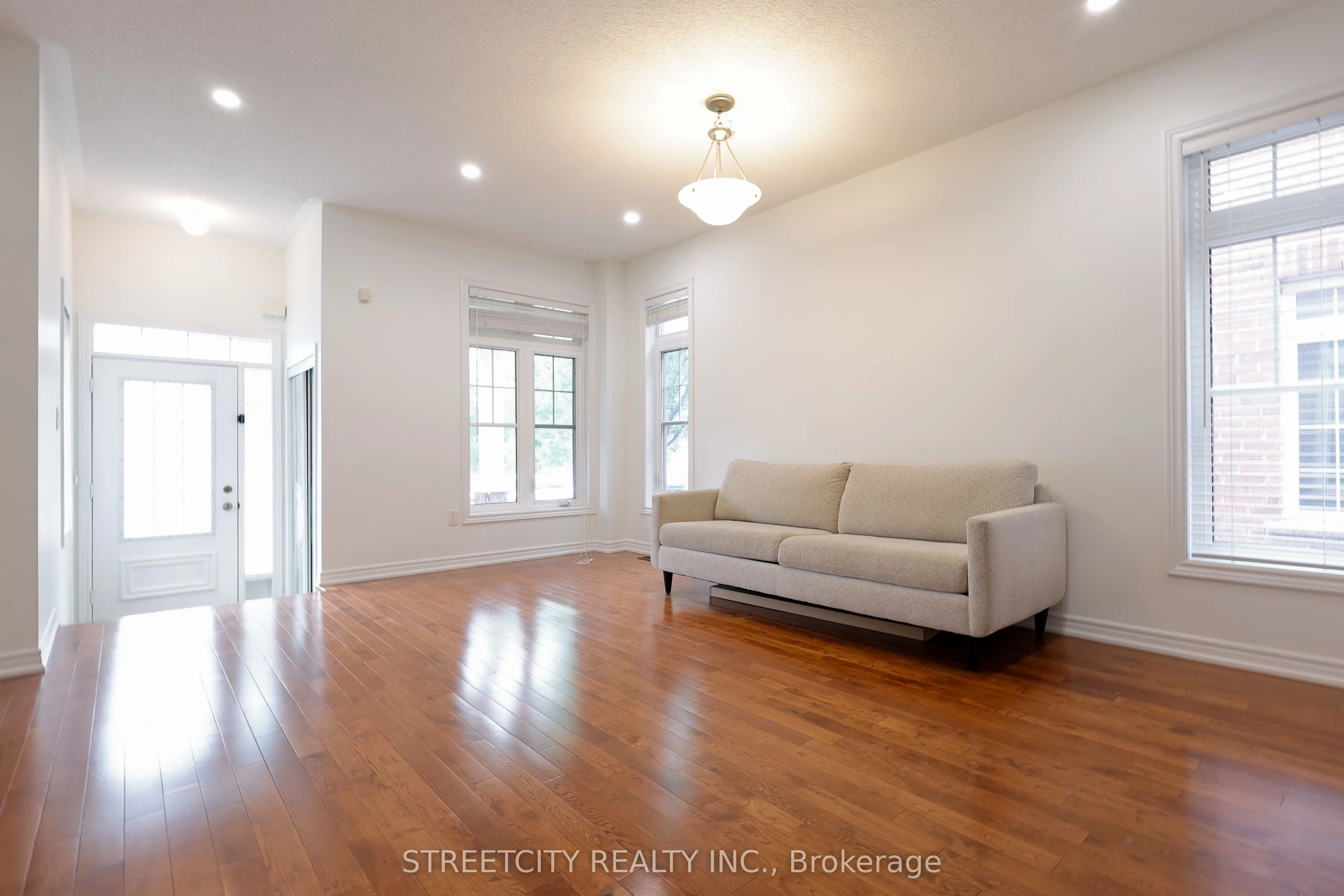 580 Duncan Lane, ON L9T 0T8