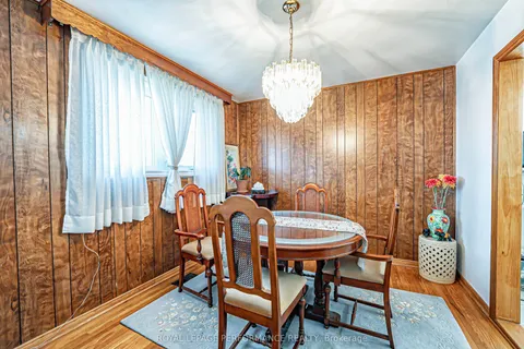 18 Courtwright Road, ON M9C 4B4