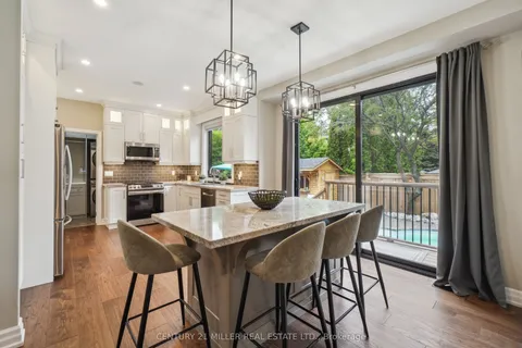 5115 Forest Grove Crescent, ON L7L 6G6