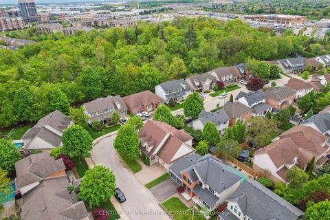 5115 Forest Grove Crescent, ON L7L 6G6