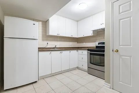 71 Owlridge Drive, ON L6X 0M4