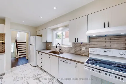 1480 Freeport Drive, ON L5C 1S8