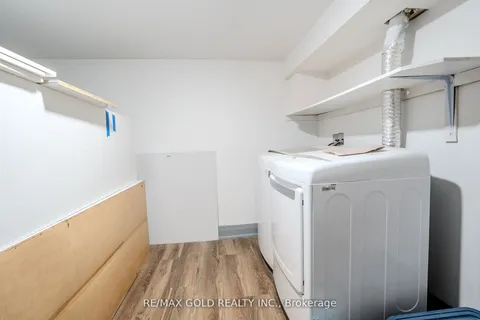 3397 Cawthra Road, ON L5A 2X8