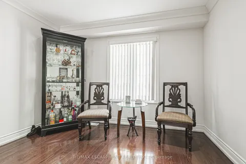 5008 Willowood Drive, ON L5R 3R5