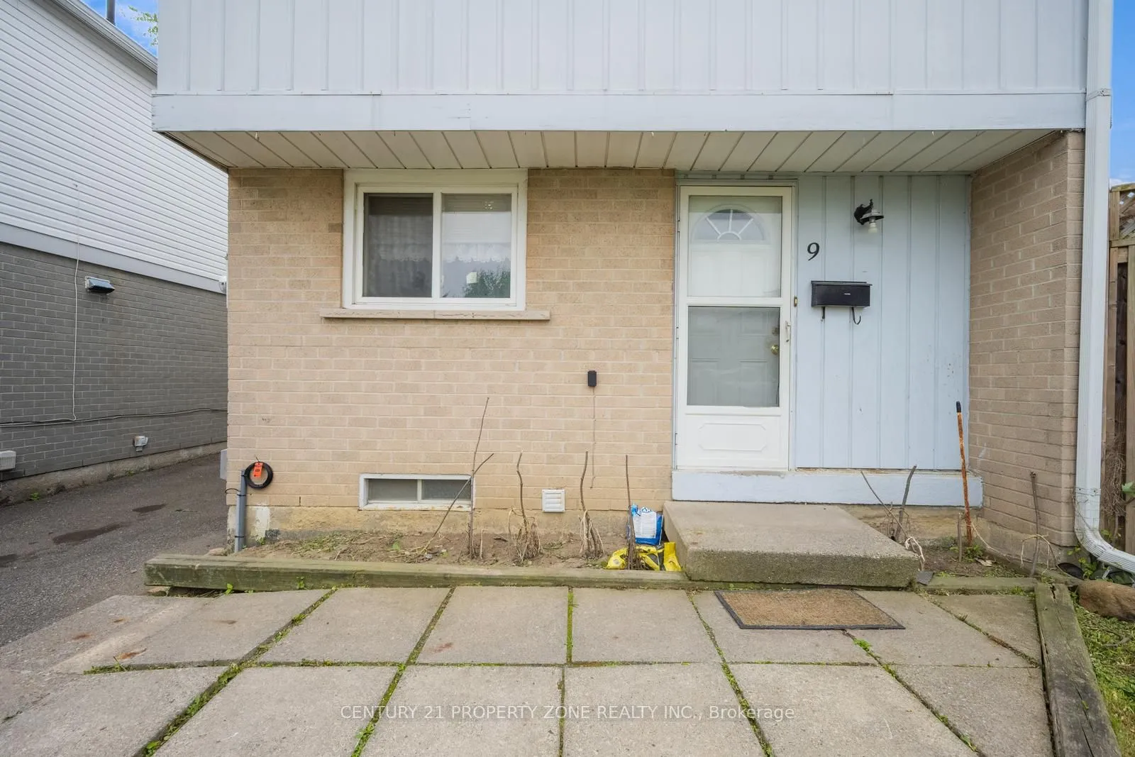 9 Havenbrook Court, ON L6S 2B4