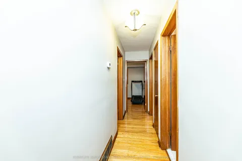7 Benrubin Drive, ON M9L 2H3