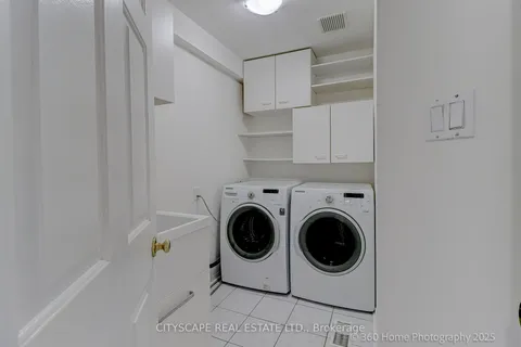 3595 Cherrington Crescent, ON L5L 5C5