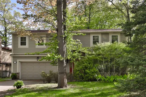 1174 Whiteoaks Avenue, ON L5J 3B5