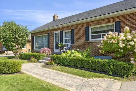 31 John Street, ON L9W 2P4