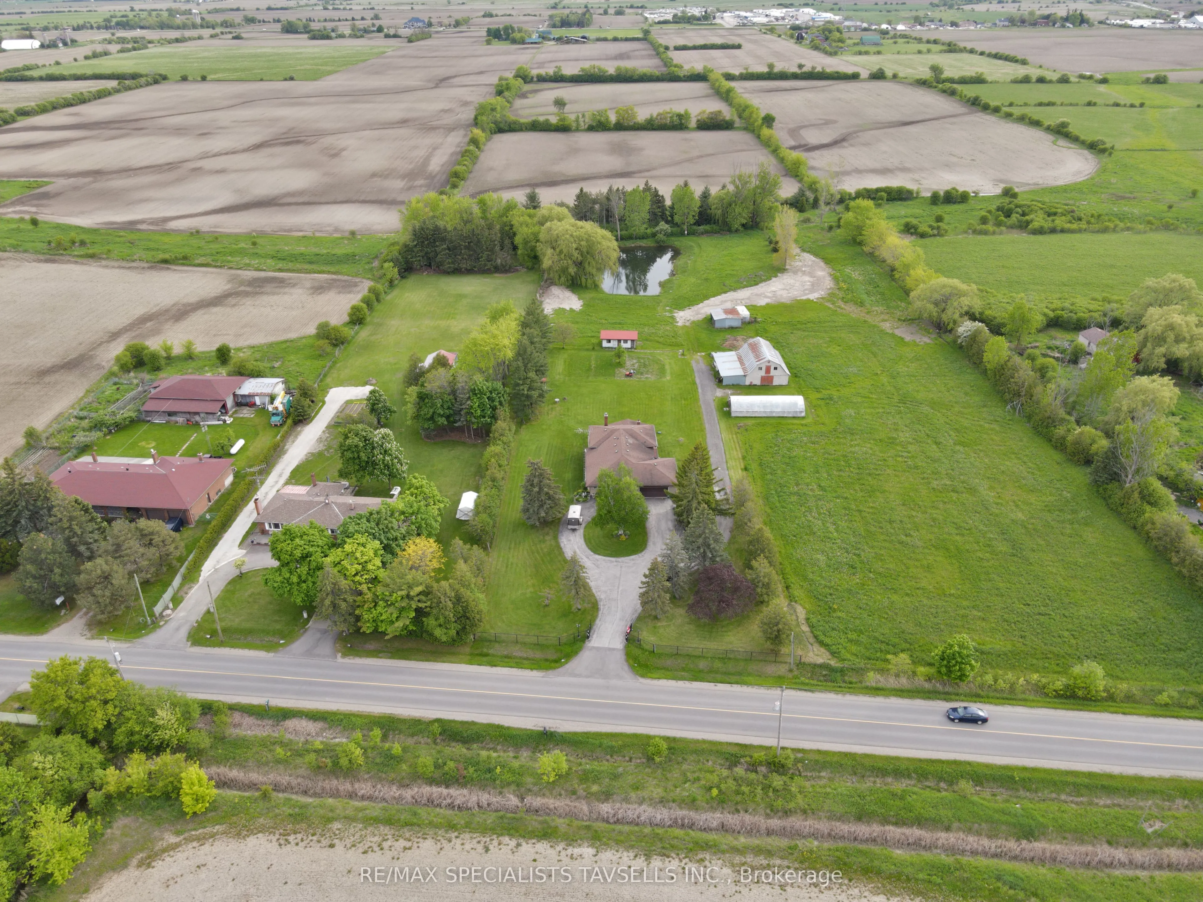 13724 Innis Lake Road, ON L7C 2Y6