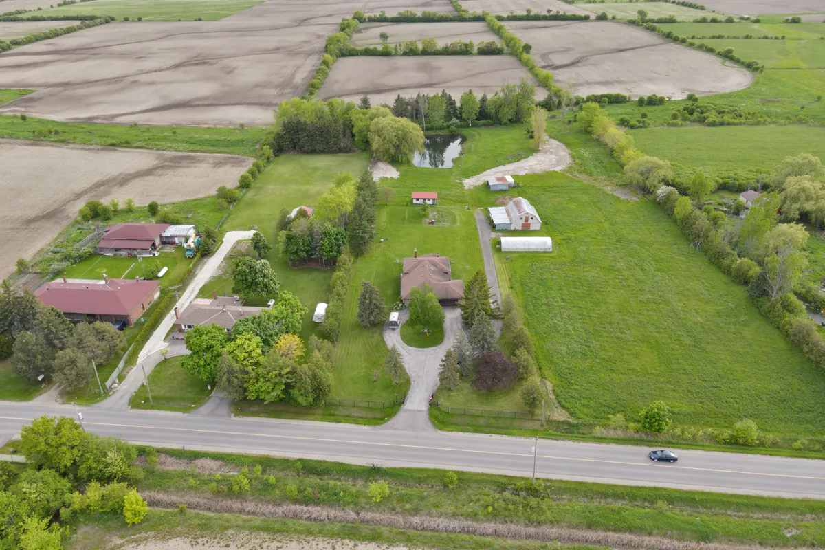 13724 Innis Lake Road, ON L7C 2Y6