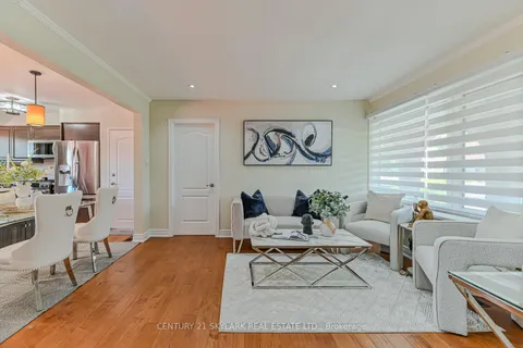 3331 Etude Drive, ON L4T 1T4