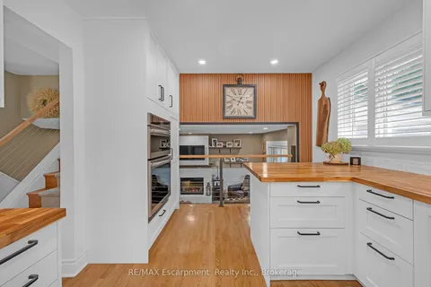 2482 WATERFORD Street, ON L6L 5E6