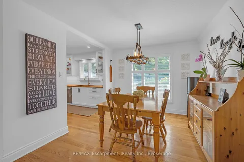 2482 WATERFORD Street, ON L6L 5E6
