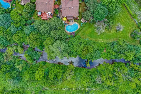 4008 Powderhorn Court, ON L5L 3C4